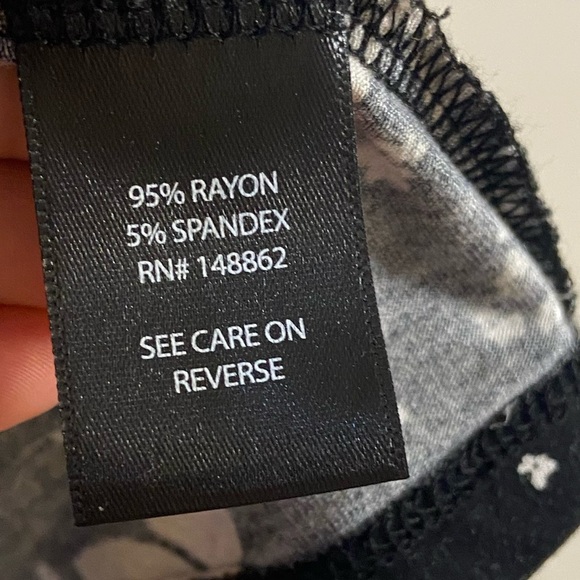 Torrid super soft knits black floral open front cardigan drape front 1X - Picture 8 of 8